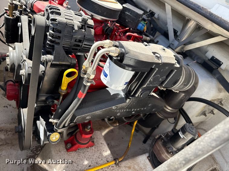 image for item DZ5424 2004 Cobalt 220 boat