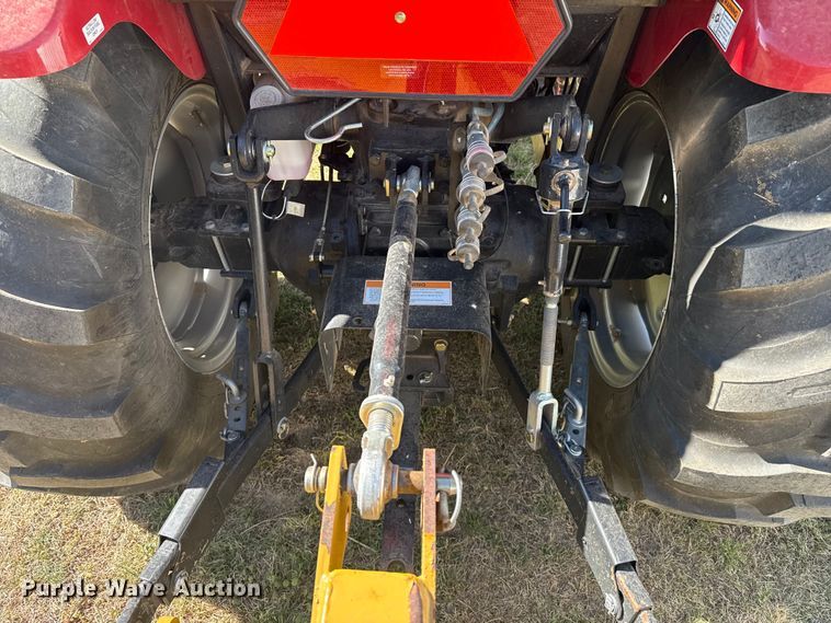 image for item DZ5428 2018 Case IH Farmall 55C MFWD tractor