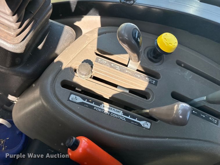 image for item DZ5428 2018 Case IH Farmall 55C MFWD tractor