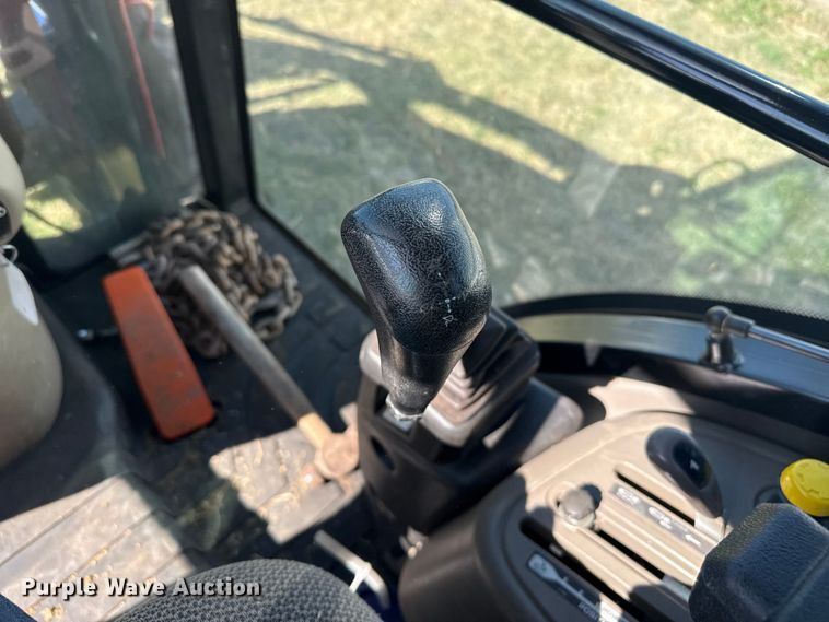 image for item DZ5428 2018 Case IH Farmall 55C MFWD tractor