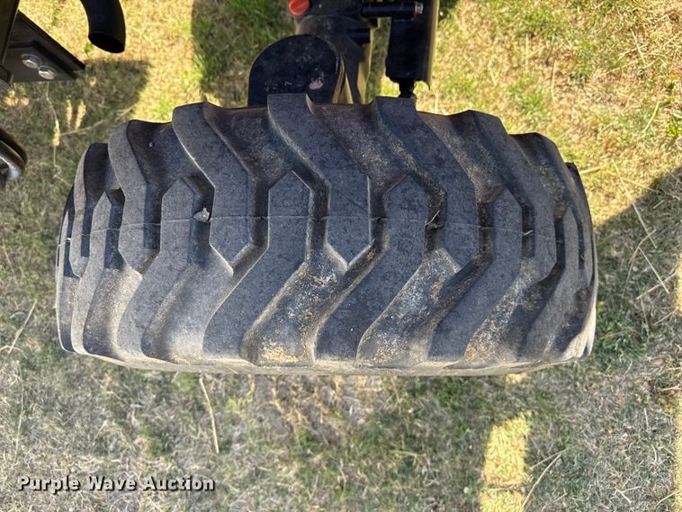 image for item DZ5428 2018 Case IH Farmall 55C MFWD tractor