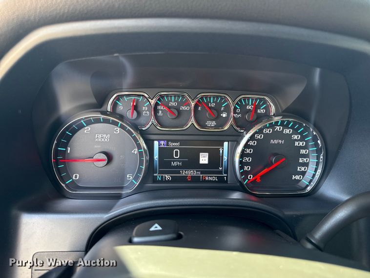 image for item DZ5429 2018 Chevrolet 2500HD High Country Crew Cab pickup truck