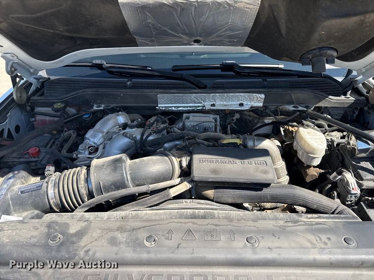 image for item DZ5429 2018 Chevrolet 2500HD High Country Crew Cab pickup truck