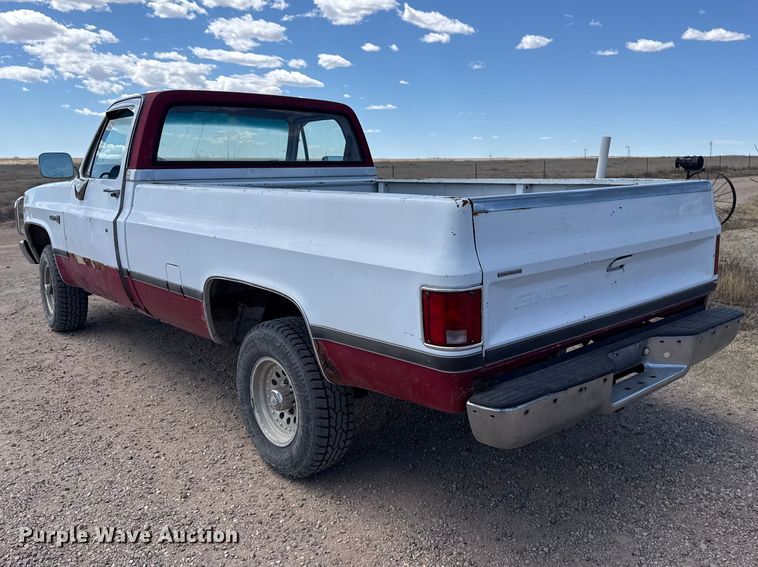 image for item DZ5432 1987 GMC Sierra 1500 pickup truck