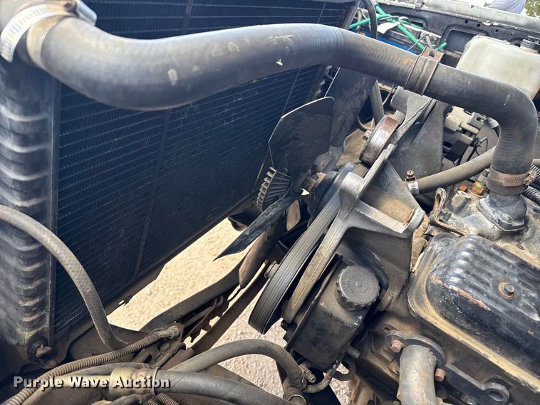 image for item DZ5432 1987 GMC Sierra 1500 pickup truck