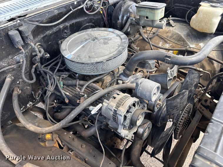 image for item DZ5432 1987 GMC Sierra 1500 pickup truck