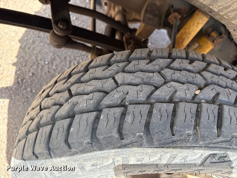 image for item DZ5432 1987 GMC Sierra 1500 pickup truck