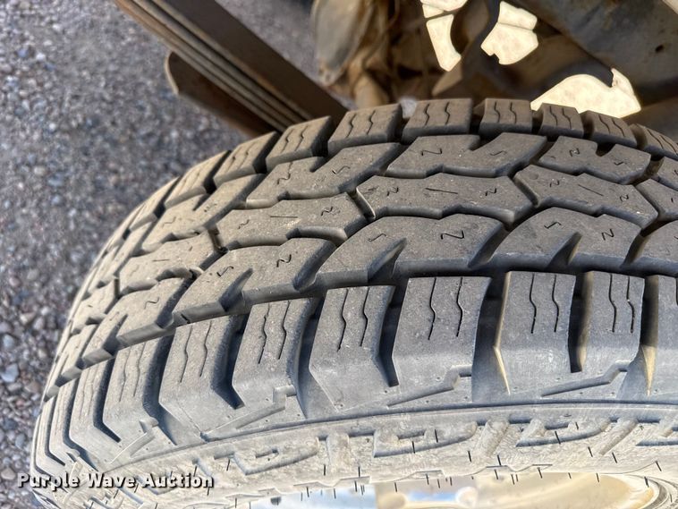 image for item DZ5432 1987 GMC Sierra 1500 pickup truck