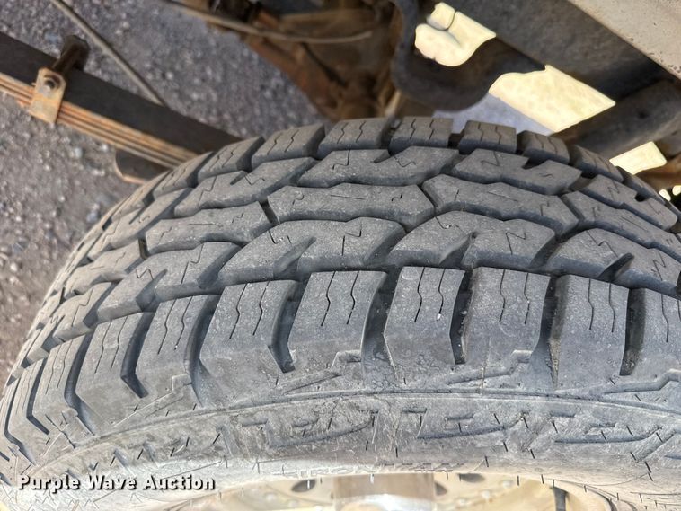 image for item DZ5432 1987 GMC Sierra 1500 pickup truck