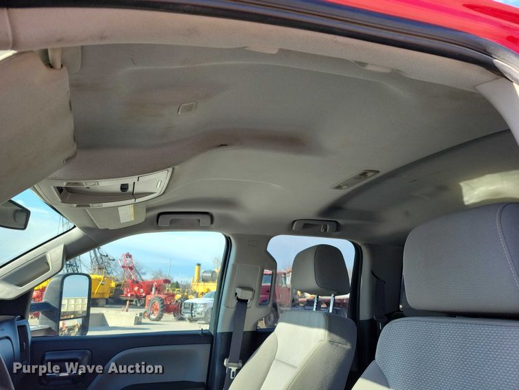 image for item DZ6982 2017 GMC Sierra 2500HD Ext. Cab pickup truck