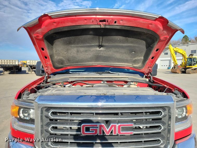 image for item DZ6982 2017 GMC Sierra 2500HD Ext. Cab pickup truck