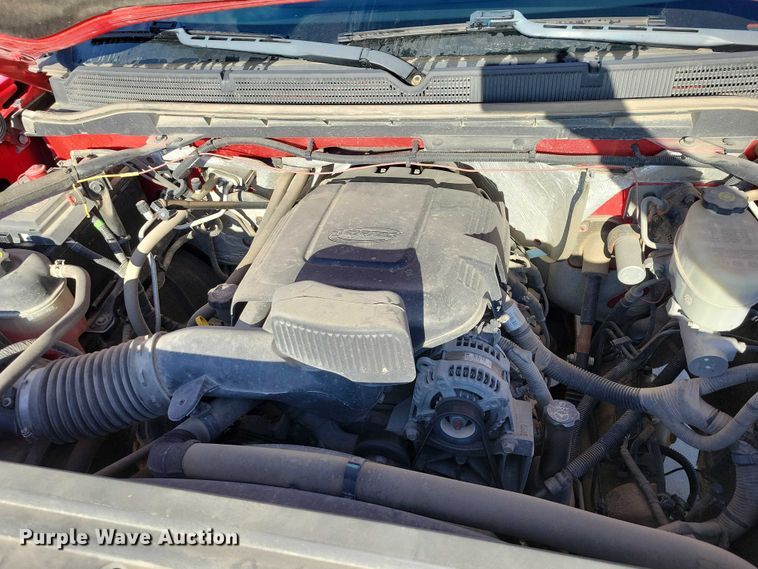 image for item DZ6982 2017 GMC Sierra 2500HD Ext. Cab pickup truck