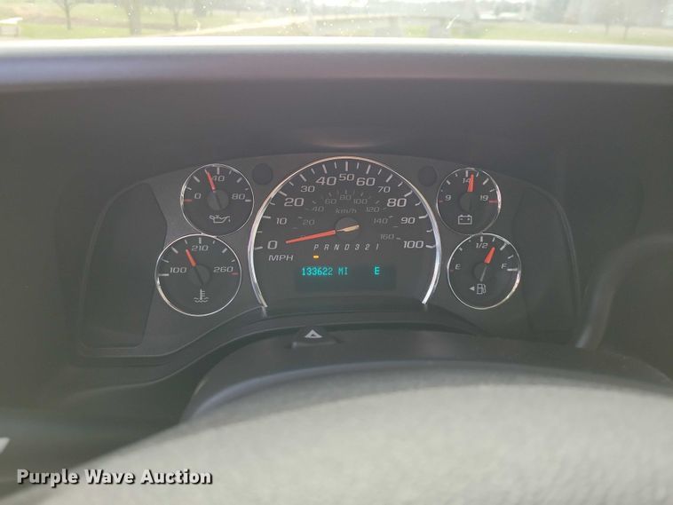 image for item DZ6983 2008 Chevrolet  Express 3500 van