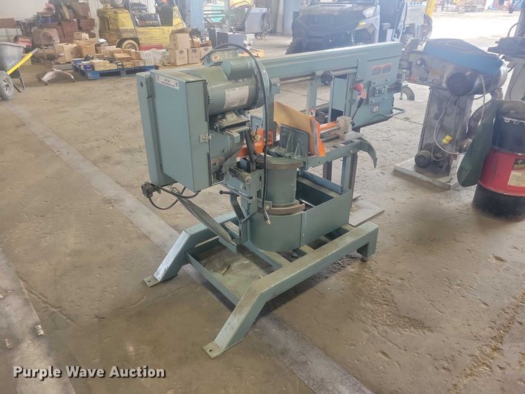 image for item DZ7001 Ellis 1800 Band saw