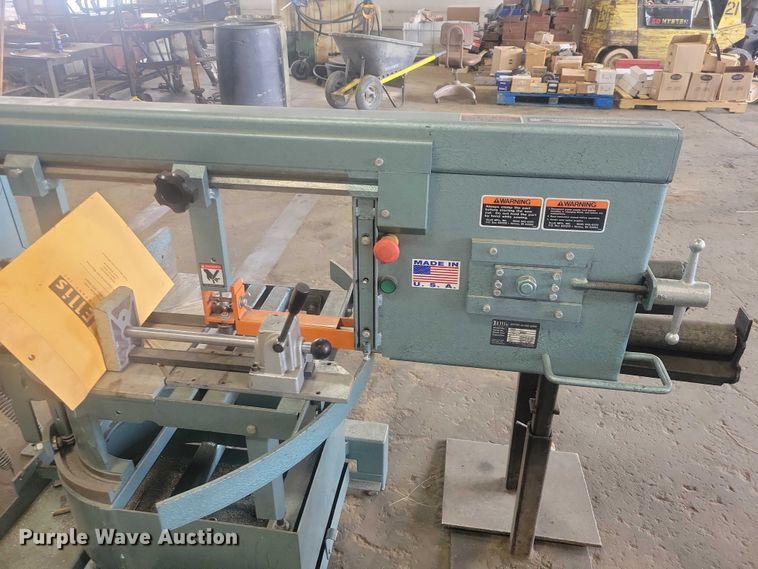 image for item DZ7001 Ellis 1800 Band saw