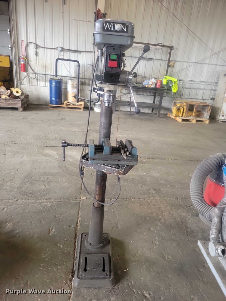 image for item DZ7003 Wilton 2500 Drill press