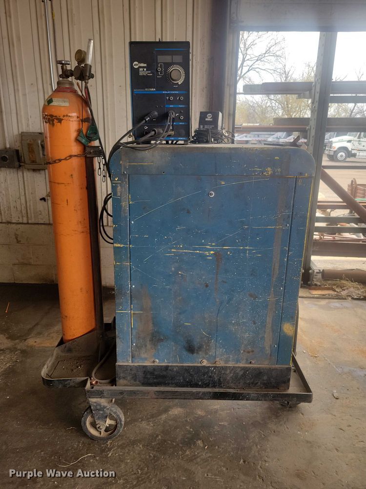 image for item DZ7009 Miller Sureweld DRCP-500 welder