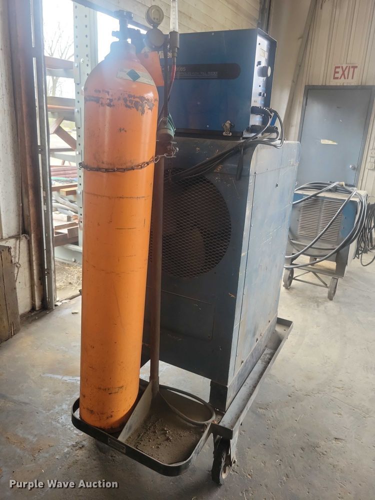 image for item DZ7009 Miller Sureweld DRCP-500 welder