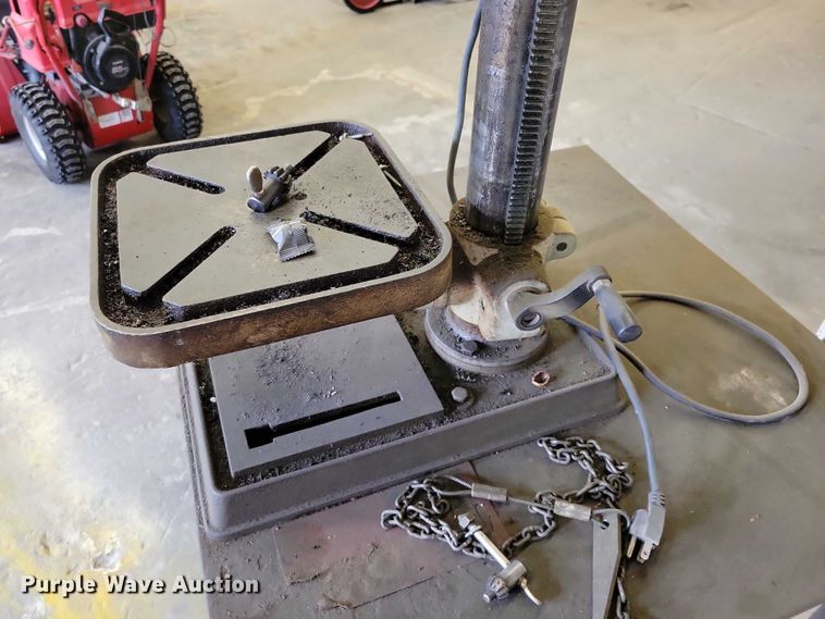 image for item DZ7016 Wilton 2530 drill press