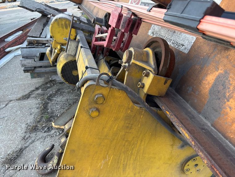image for item EA4692 Abel-Howe overhead crane