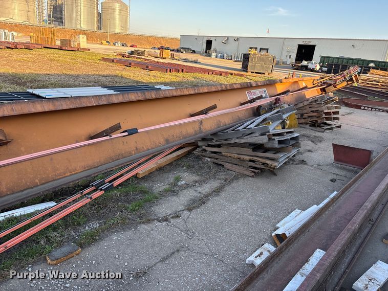 image for item EA4692 Abel-Howe overhead crane