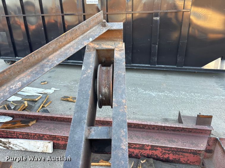 image for item EA4692 Abel-Howe overhead crane