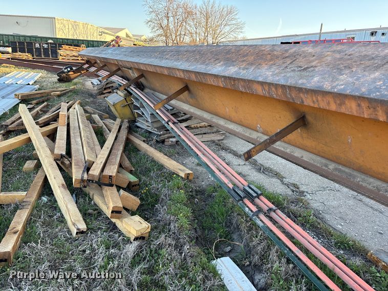 image for item EA4692 Abel-Howe overhead crane
