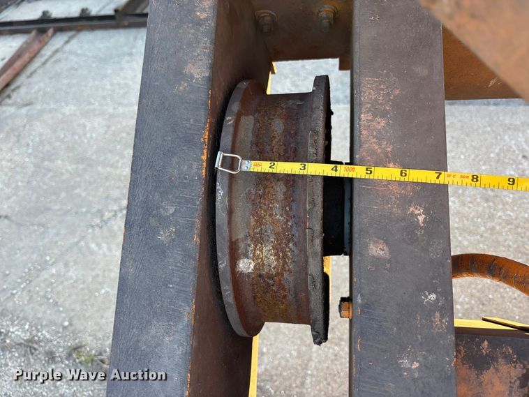 image for item EA4692 Abel-Howe overhead crane