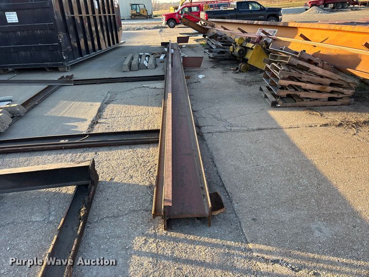 image for item EA4692 Abel-Howe overhead crane