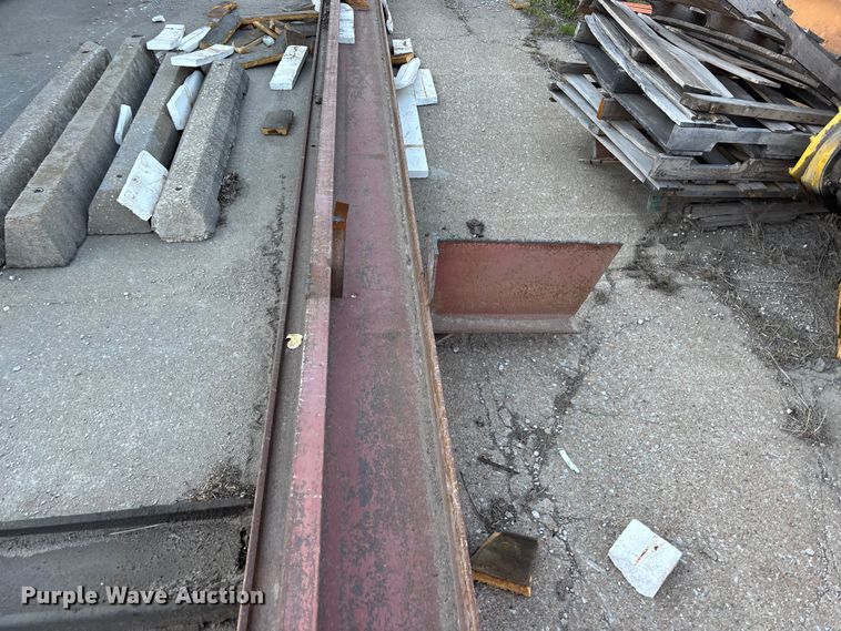 image for item EA4692 Abel-Howe overhead crane