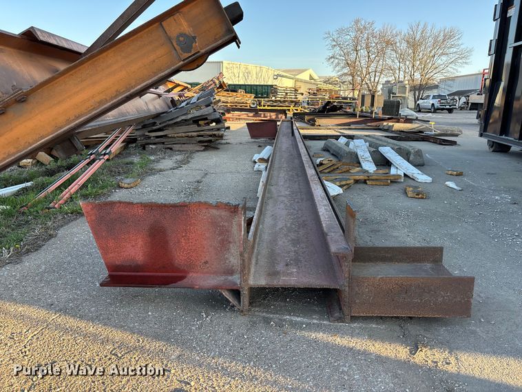 image for item EA4692 Abel-Howe overhead crane