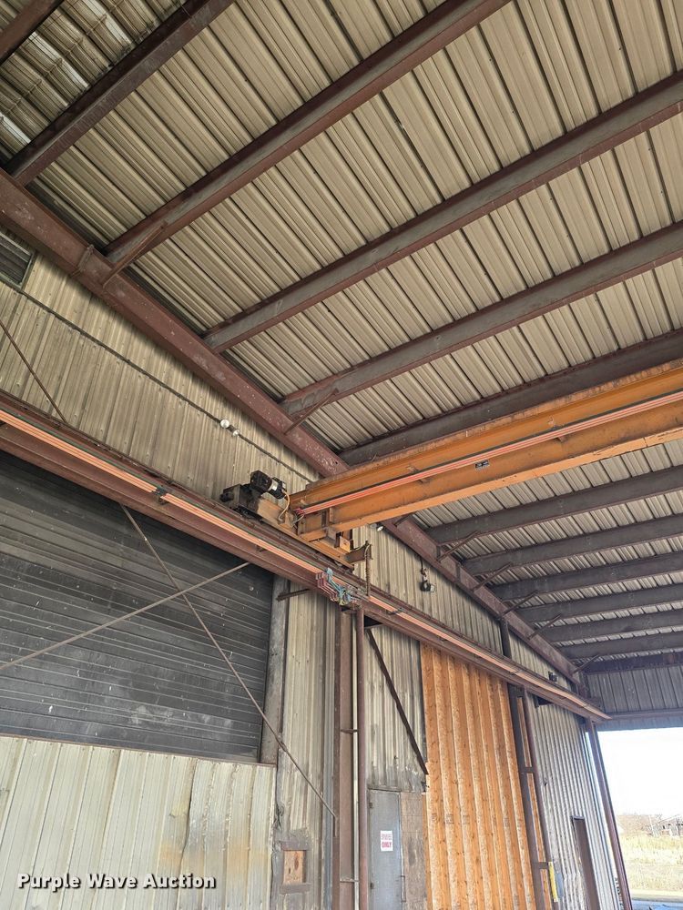 image for item EA4692 Abel-Howe overhead crane