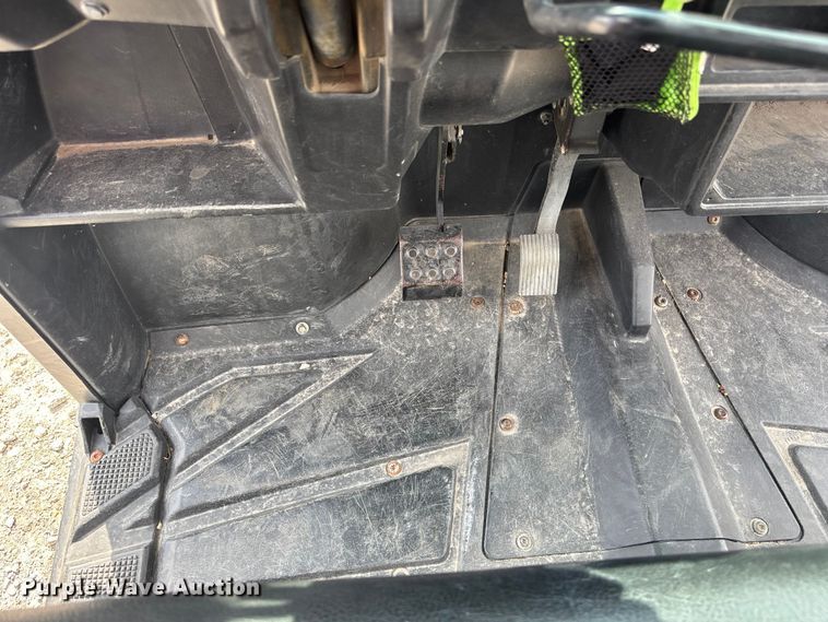 image for item EA4704 2015 Polaris Ranger crew 570 utility vehicle