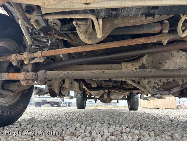 image for item EA4728 2005 Ford F250 Super Duty Crew Cab pickup truck