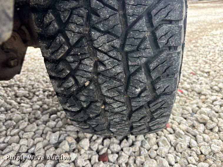 image for item EA4728 2005 Ford F250 Super Duty Crew Cab pickup truck