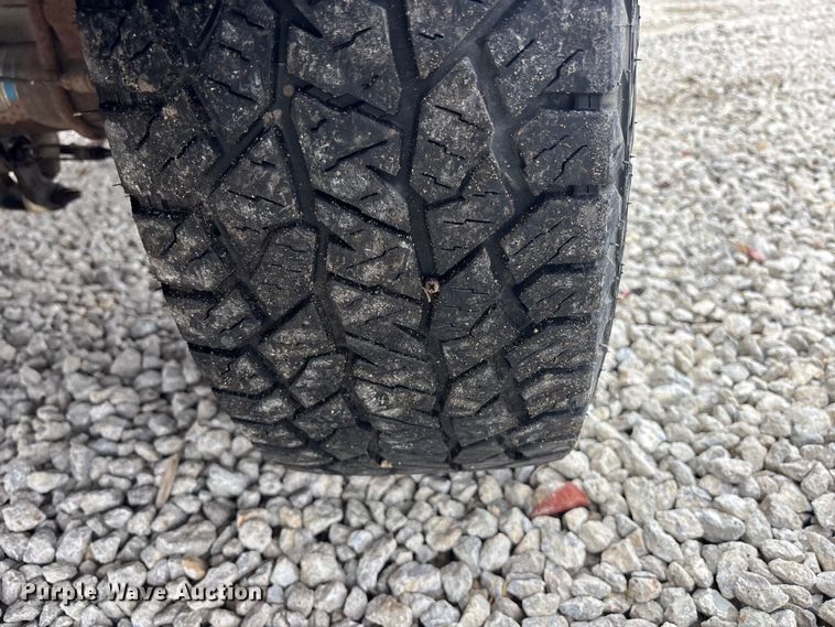 image for item EA4728 2005 Ford F250 Super Duty Crew Cab pickup truck