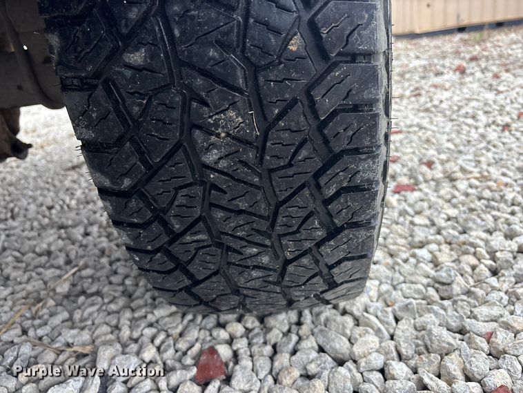 image for item EA4728 2005 Ford F250 Super Duty Crew Cab pickup truck