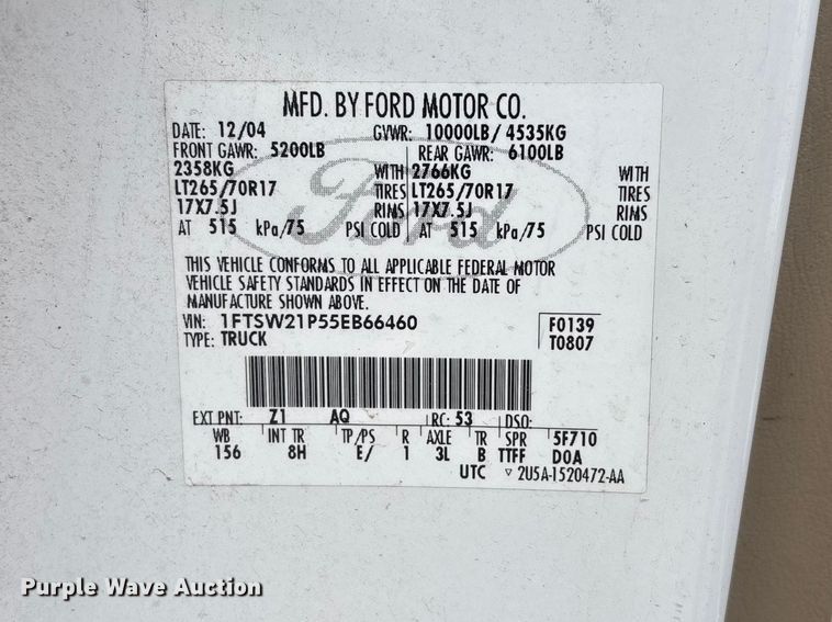 image for item EA4728 2005 Ford F250 Super Duty Crew Cab pickup truck