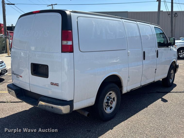 image for item EA4738 2015 GMC Savana van