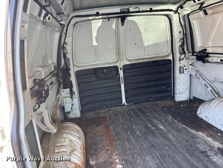 image for item EA4738 2015 GMC Savana van