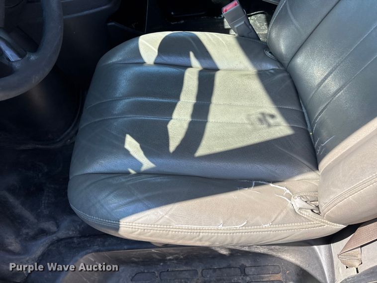 image for item EA4738 2015 GMC Savana van