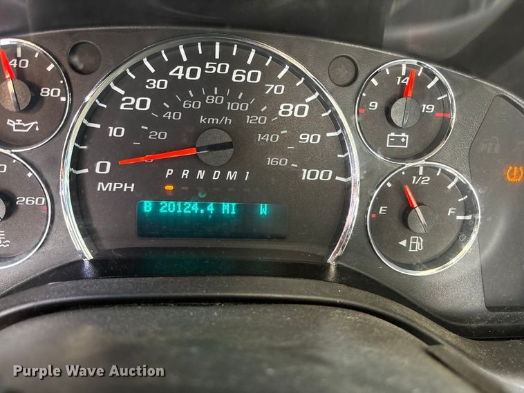 image for item EA4738 2015 GMC Savana van
