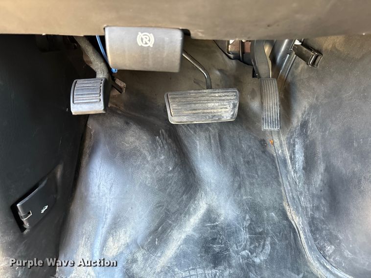image for item EA4738 2015 GMC Savana van