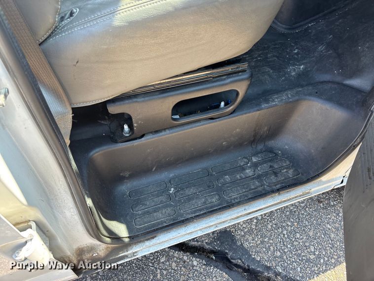 image for item EA4738 2015 GMC Savana van
