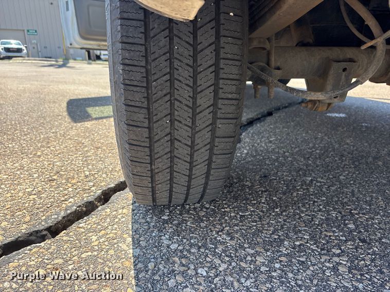 image for item EA4738 2015 GMC Savana van