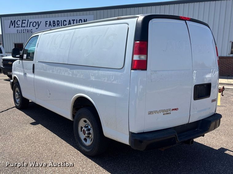 image for item EA4739 2015 GMC Savana van
