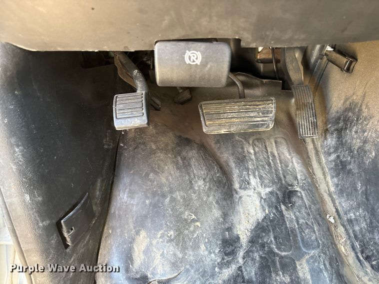 image for item EA4739 2015 GMC Savana van