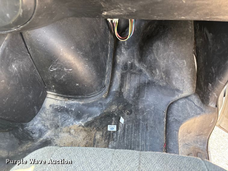 image for item EA4739 2015 GMC Savana van