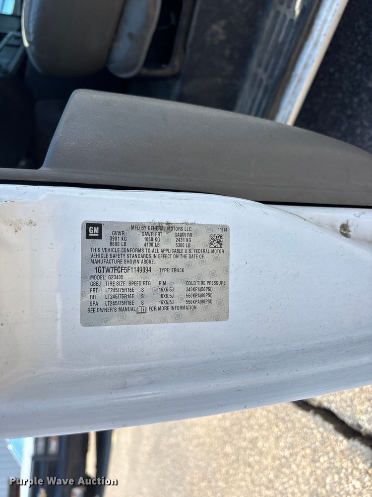 image for item EA4739 2015 GMC Savana van