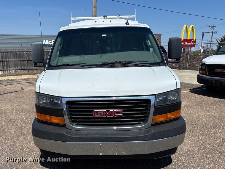 image for item EA4740 2019 GMC Savana utility van